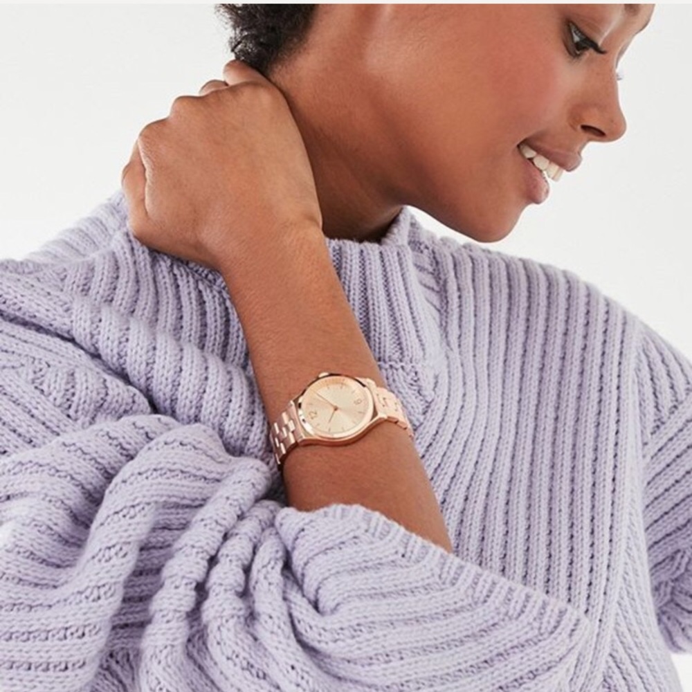 NWT UO❕Rose Gold Metal Link Watch